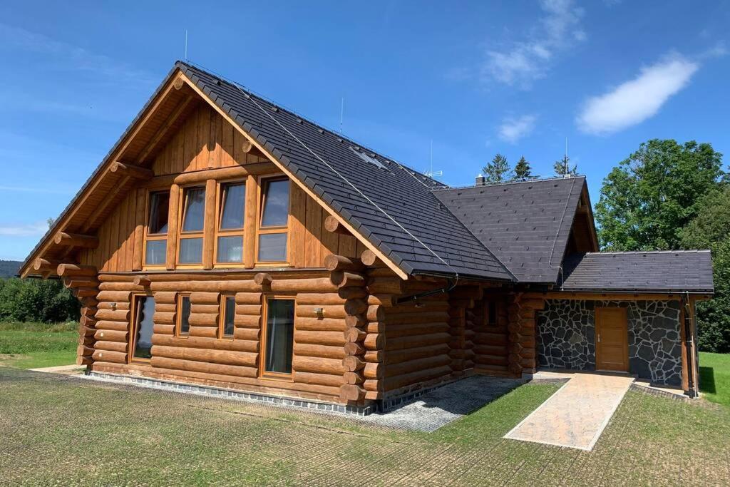 Luxusni Srub Az 24 Luzek - Sruby-Lipno Villa Frymburk Eksteriør bilde