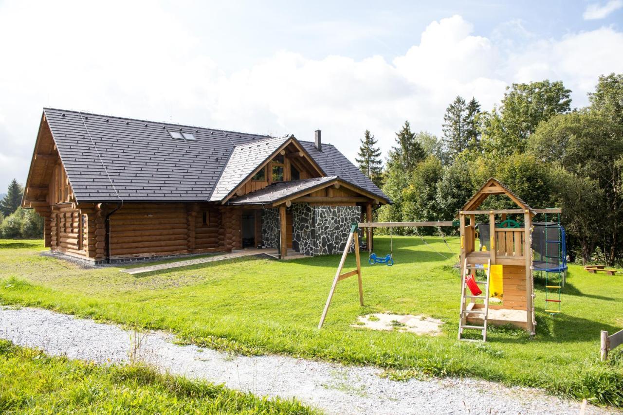 Luxusni Srub Az 24 Luzek - Sruby-Lipno Villa Frymburk Eksteriør bilde